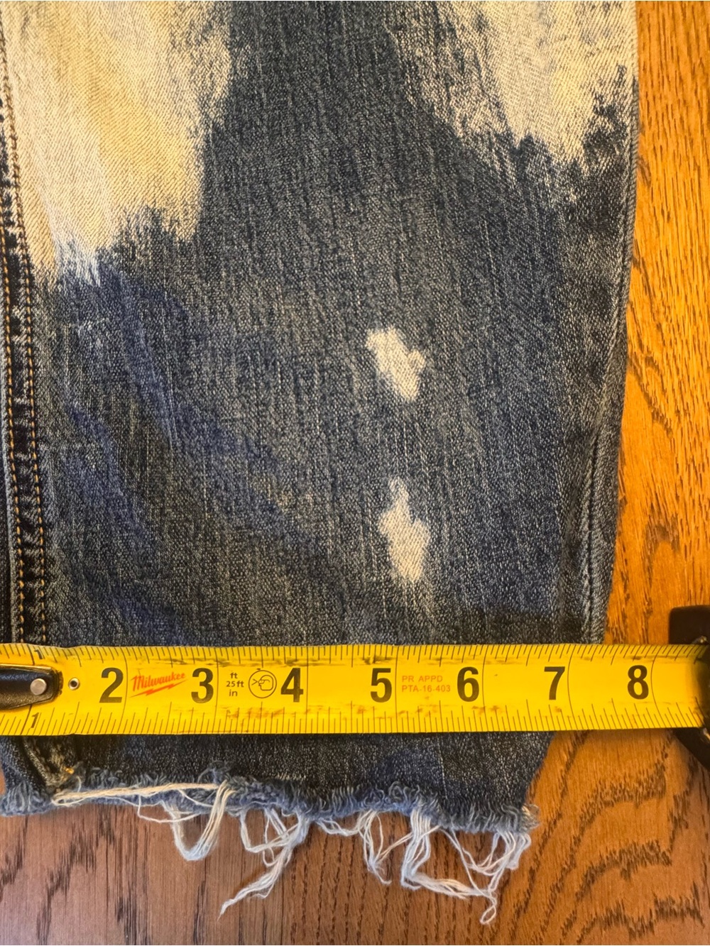 Anthro Pilcro The Bow Boyfriend Jeans Bleach Barrel Style Size 29 Fray Ankle - Picture 5 of 16
